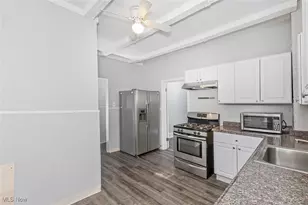 1975 E 124th Pl, Loveland, OH 44106 - Photo 11