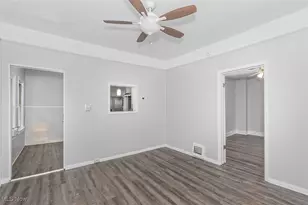 1975 E 124th Pl, Loveland, OH 44106 - Photo 7