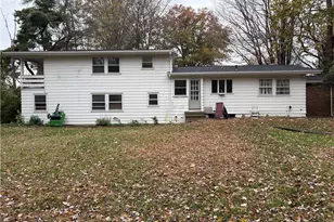 1523 Vermilion Rd, Vermilion, OH 44089 - Photo 3