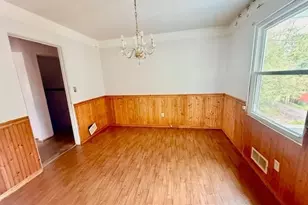 604 S 24th St, Weirton, WV 26062 - Photo 9