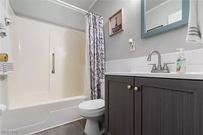 2511 Royal County Down, Uniontown, OH 44685 - Photo 17