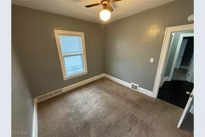 614 E 97th Street, Loveland, OH 44108 - Photo 13