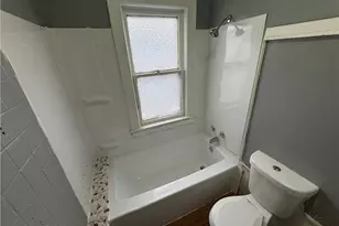 614 E 97th St, Loveland, OH 44108 - Photo 17