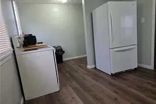 823 Beatty Ave, Cambridge, OH 43725 - Photo 7