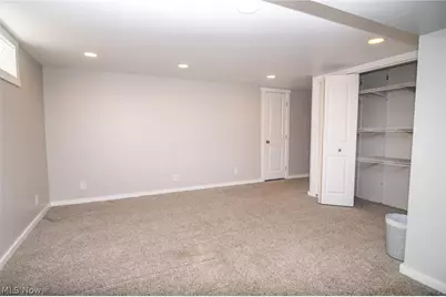 69565 Crescent Road, St Clairsville, OH 43950 - Photo 9