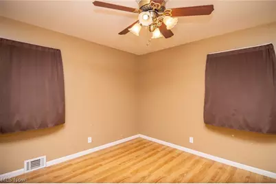 69565 Crescent Road, St Clairsville, OH 43950 - Photo 13