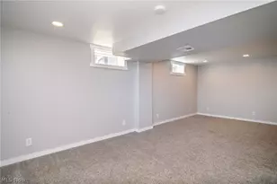 69565 Crescent Rd, St Clairsville, OH 43950 - Photo 11