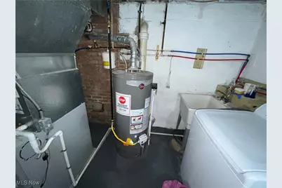 22751 Fox Avenue, Euclid, OH 44123 - Photo 11