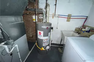 22751 Fox Ave, Euclid, OH 44123 - Photo 11