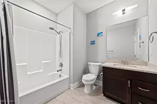 1260 W 70th St, Loveland, OH 44102 - Photo 23