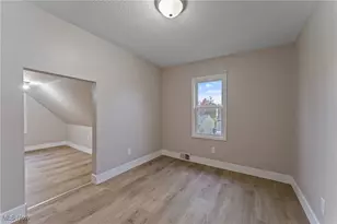 103 Gladstone St, Campbell, OH 44405 - Photo 9