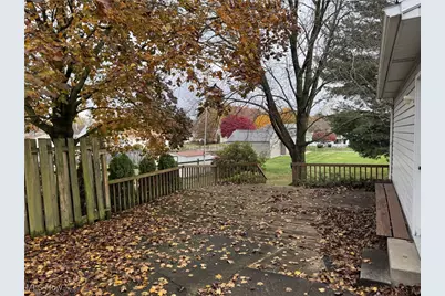 246 29th Street NW, Barberton, OH 44203 - Photo 13