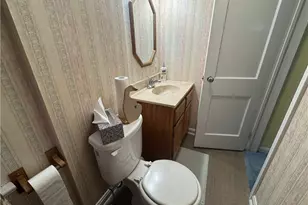 246 29th St NW, Barberton, OH 44203 - Photo 21