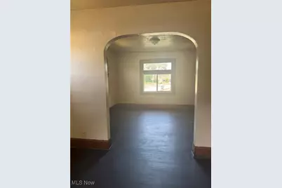 102 E Boston Avenue, Youngstown, OH 44507 - Photo 5