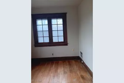 3303 Idlewood Avenue, Youngstown, OH 44511 - Photo 5