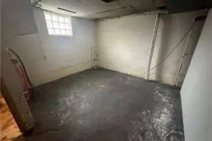 565 Teddy Ave, Akron, OH 44305 - Photo 23