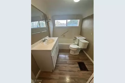 565 Teddy Avenue, Akron, OH 44305 - Photo 15