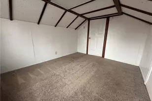 565 Teddy Ave, Akron, OH 44305 - Photo 17