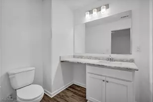 492 Douglas St, Akron, OH 44307 - Photo 27