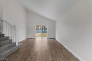 1431 Barcelona Dr, Akron, OH 44313 - Photo 3