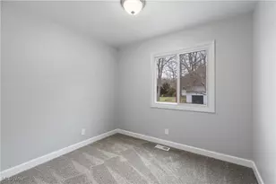 1431 Barcelona Dr, Akron, OH 44313 - Photo 17