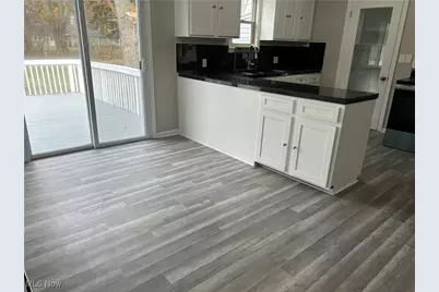 8002 Stockbridge Road, Mentor, OH 44060 - Photo 7