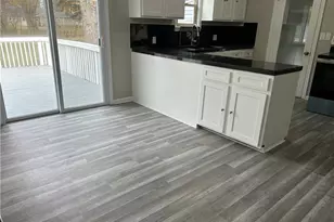 8002 Stockbridge Rd, Mentor, OH 44060 - Photo 7