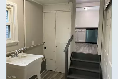 8002 Stockbridge Road, Mentor, OH 44060 - Photo 9