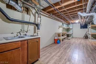 4720 Strouble Drive NW, Canton, OH 44718 - Photo 37