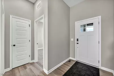 35981 Baldauf Crossing, North Ridgeville, OH 44039 - Photo 3