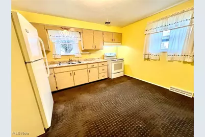 102 Northview Court, Weirton, WV 26062 - Photo 9