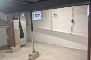 1081 Stratford St, Barberton, OH 44203 - Photo 11