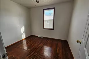 1081 Stratford St, Barberton, OH 44203 - Photo 9