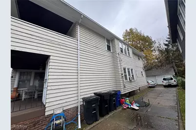 17834 Dillewood Road, Loveland, OH 44119 - Photo 3