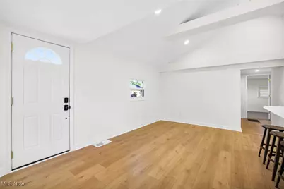 1125 Prospect Street, Barberton, OH 44203 - Photo 7