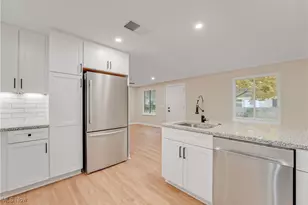 1651 Mentor Ave, Painesville, OH 44077 - Photo 17