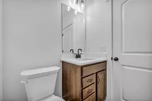 3711 Overlook Ct, Akron, OH 44333 - Photo 37