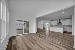 3711 Overlook Ct, Akron, OH 44333 - Photo 11