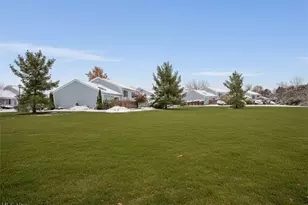 5366 Millcreek Blvd, Brunswick, OH 44212 - Photo 21