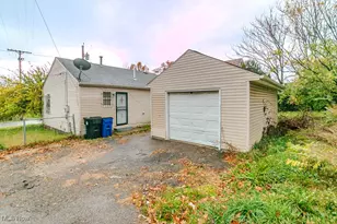 9619 Sandusky Ave, Loveland, OH 44105 - Photo 23