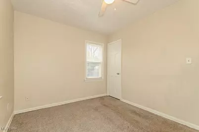 9619 Sandusky Avenue, Loveland, OH 44105 - Photo 13