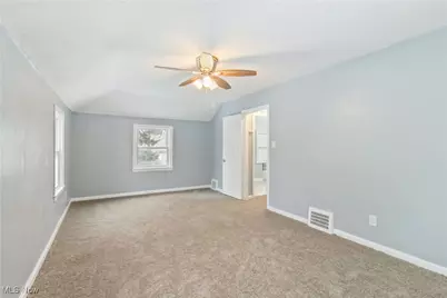 16402 Cloverside Avenue, Loveland, OH 44128 - Photo 17