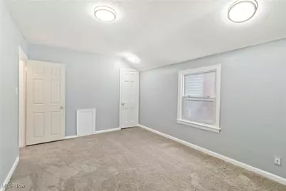 16402 Cloverside Avenue, Loveland, OH 44128 - Photo 21