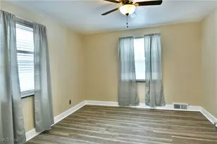 676 Central Pkwy Ave SE, Warren, OH 44484 - Photo 17