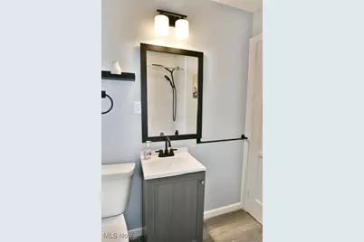 676 Central Parkway Avenue SE, Warren, OH 44484 - Photo 39