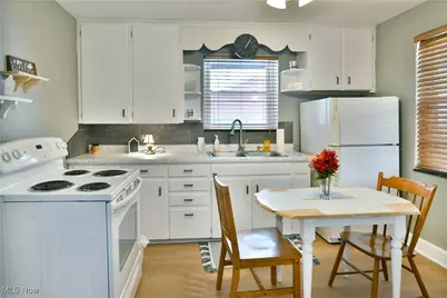 676 Central Parkway Avenue SE, Warren, OH 44484 - Photo 15