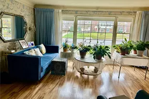 18329 Lomond Blvd, Huber Heights, OH 44122 - Photo 5