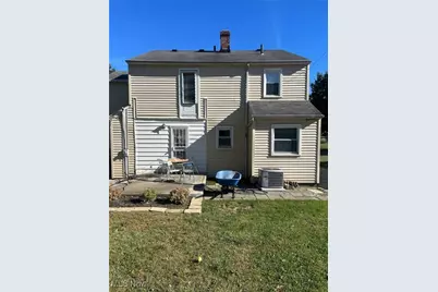 18329 Lomond Boulevard, Huber Heights, OH 44122 - Photo 3