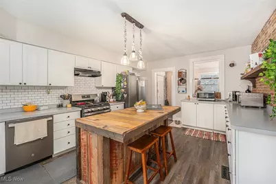 249 W Main Street, Madison, OH 44057 - Photo 3