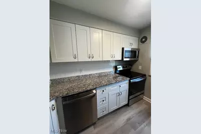 5120 Glenwood Avenue #A, Boardman, OH 44512 - Photo 9